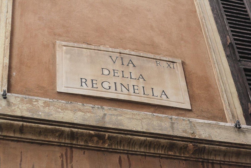 vicolo della reginella ghetto di roma